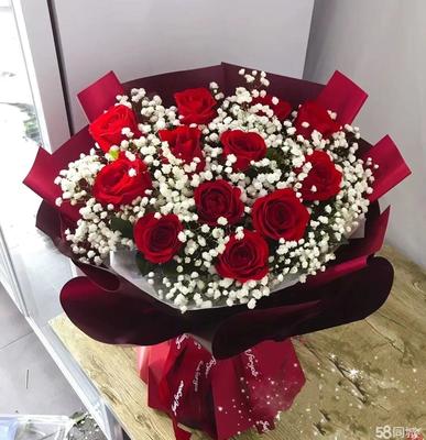 香檳玫瑰 優(yōu)雅與祝福的完美融合