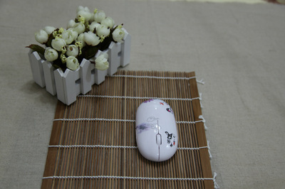 深圳現(xiàn)貨U盤鼠標青花瓷禮品套裝 定制您的專屬商務禮品